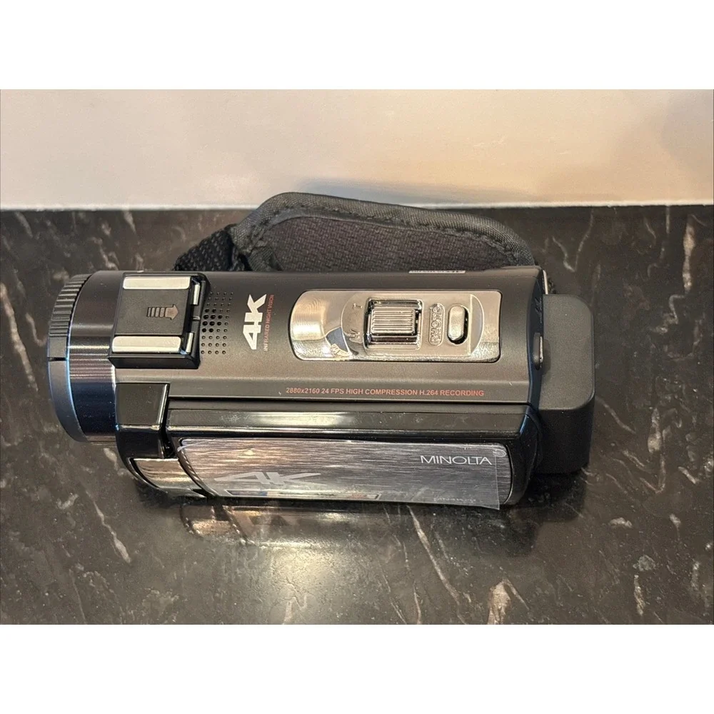 Minolta 4K Ultra HD 30 Mega Pixels Digital Camcorder MN4K20NV
